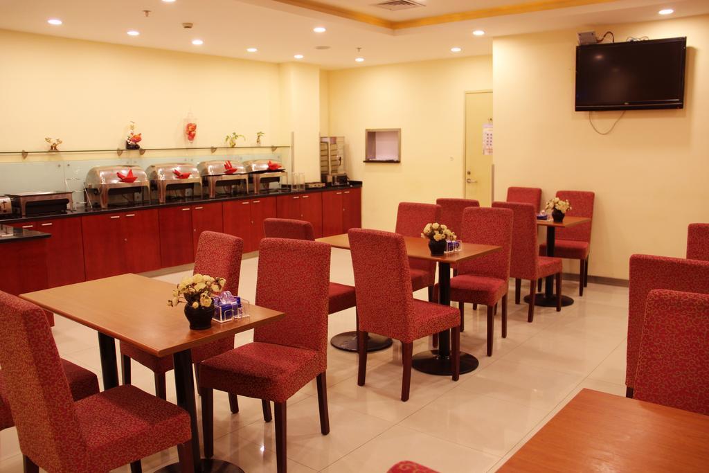 Hanting Express Shenzhen Bu Ji Railway Station Extérieur photo